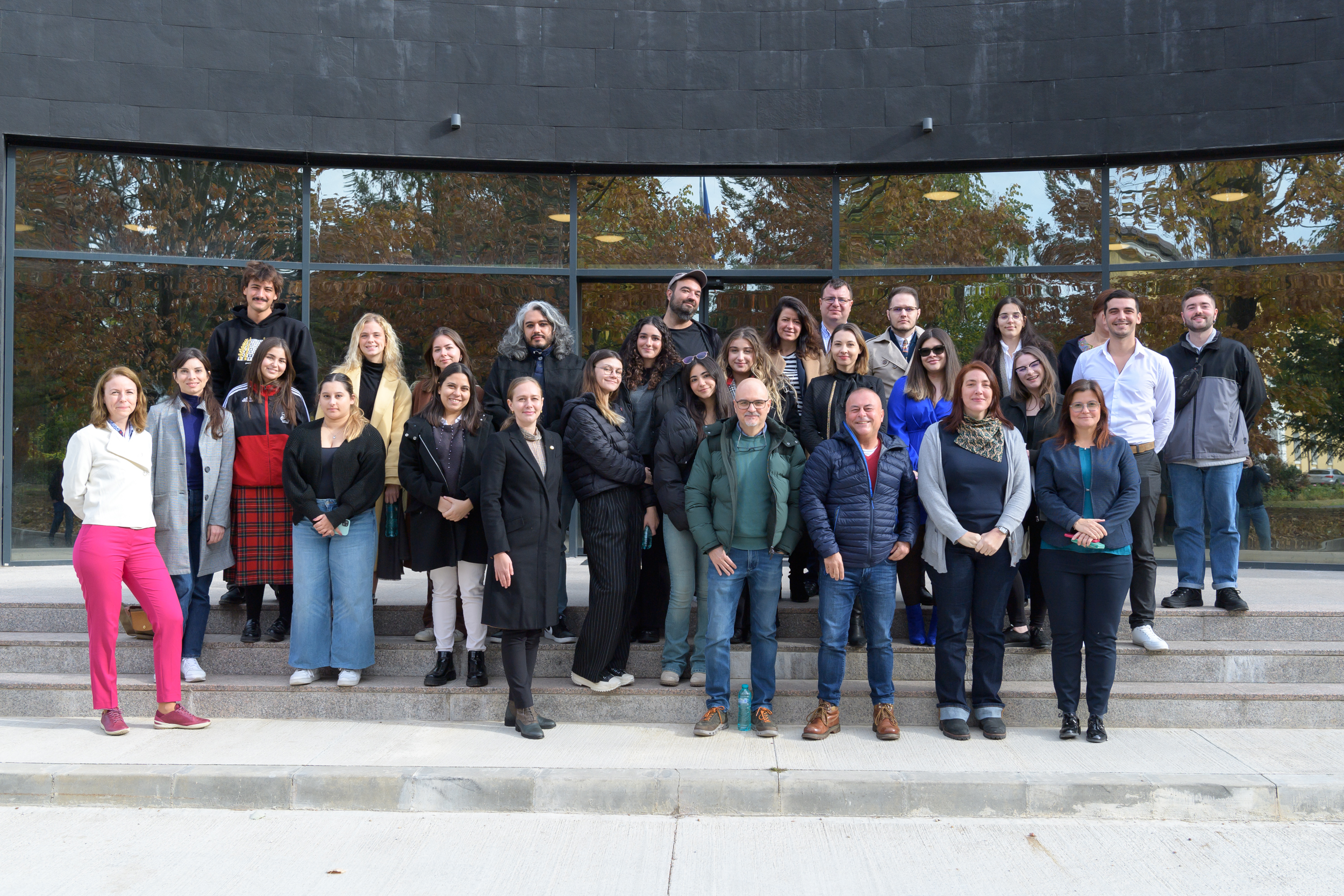 2023 – 11 – DOMINOES – 5