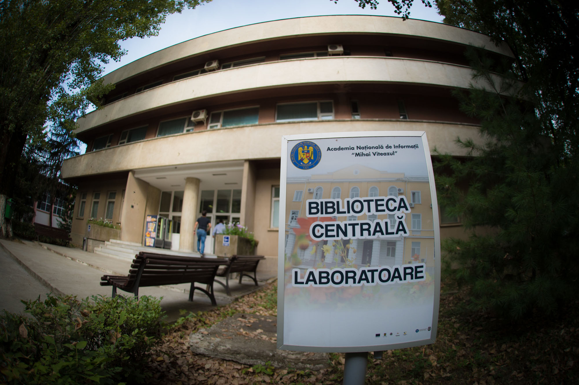 Bibliotecă Academia Națională de Informații „Mihai Viteazul“